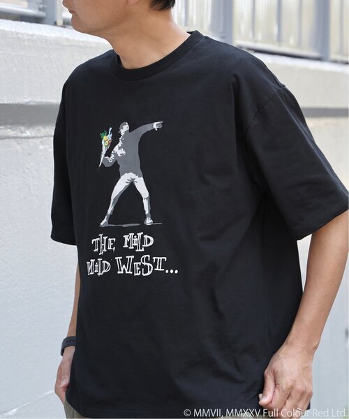 VENCEEXCHANGE(ヴァンスエクスチェンジ)の「【接触冷感】Banksy バンクシー Love is in the Air プリントT(Tシャツ/カットソー・メンズ・ブラック/ブラウン/アイボリー・LL/L/M)」の3枚目の写真