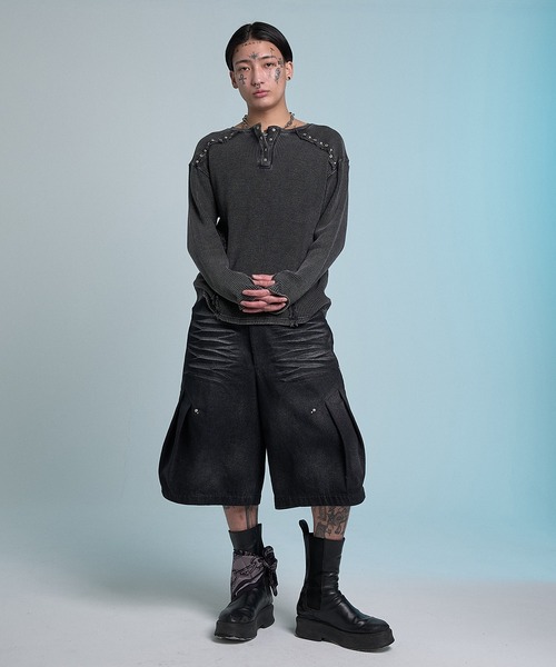 VI E DIT(ヴィエディット)の「Crushed Bleach Denim Pants/クラッシュドブリーチデニムパンツ(デニムパンツ・メンズ・ブラック/ブルー・1/2)」の15枚目の写真