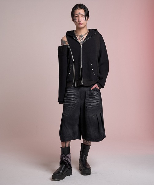 VI E DIT(ヴィエディット)の「Crushed Bleach Denim Pants/クラッシュドブリーチデニムパンツ(デニムパンツ・メンズ・ブラック/ブルー・1/2)」の5枚目の写真