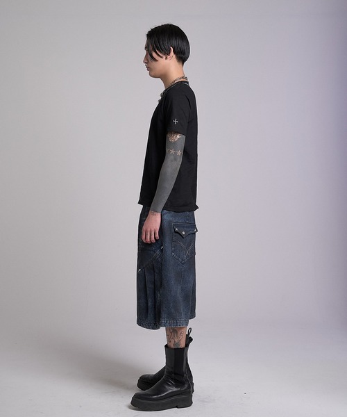 VI E DIT(ヴィエディット)の「Crushed Bleach Denim Pants/クラッシュドブリーチデニムパンツ(デニムパンツ・メンズ・ブラック/ブルー・1/2)」の22枚目の写真