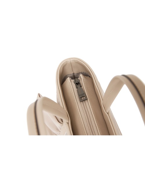 GUSCIO（グッシオ）の「【グッシオゴールド】otonaSWEET掲載商品　フリル２WAYトートバッグ（ショルダーバッグ・レディース・ピンクベージュ/ブラック/ネイビー・FREE）」の10枚目の写真