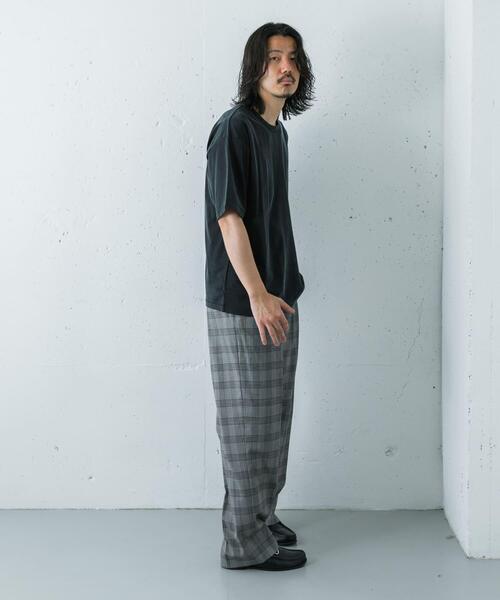 URBAN RESEARCH(アーバンリサーチ)の「『洗濯可』WASHABLE CUPRO T-SHIRTS(Tシャツ/カットソー・メンズ・ブラウン/ブラック/カーキ・MEDIUM/LARGE)」の21枚目の写真