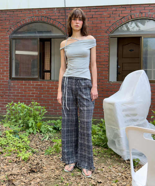 DIAGONAL(ダイアゴナル)の「STRING OFF SHOULDER TOP (melange grey)(Tシャツ/カットソー・レディース・その他・FREE)」の4枚目の写真