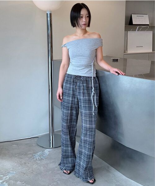 DIAGONAL(ダイアゴナル)の「STRING OFF SHOULDER TOP (melange grey)(Tシャツ/カットソー・レディース・その他・FREE)」の7枚目の写真