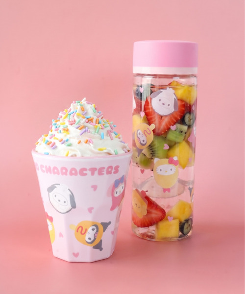 sanrio（サンリオ）の「〈SANRIO/サンリオ〉サンリオキャラクターズ なりきり食べ物 シンプルデザインブローボトル PDC4（水筒・レディース・ピンク・ONE SIZE）」の5枚目の写真