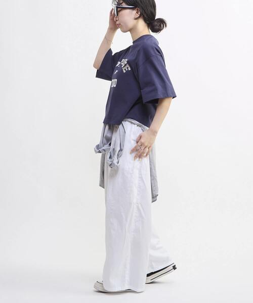 CONVERSE TOKYO(コンバーストウキョウ)の「FOIL PRINT LOGO TEE(Tシャツ/カットソー・レディース・グレー/ネイビー/ホワイト・FREE)」の13枚目の写真