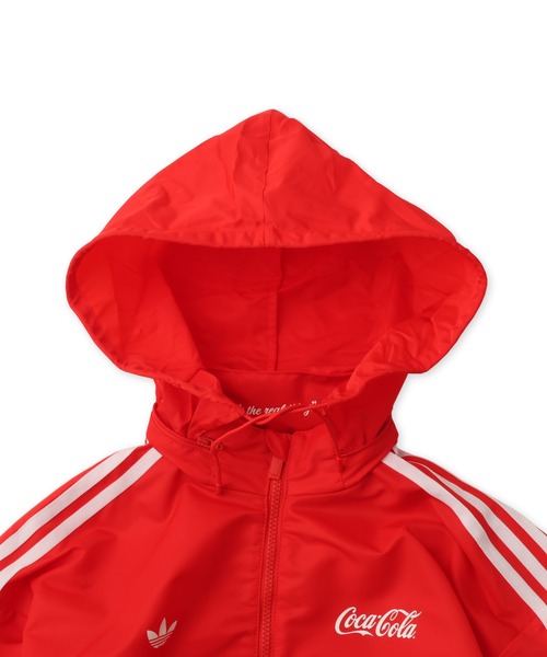 adidas(アディダス)の「adidas COCA COLA CLASSIC SPORT NYLON PARKA / アディダス コカ コーラ クラシック スポーツ ナイロン パーカー(ナイロンジャケット・メンズ・レッド・XL/L/M/S/XXL)」の4枚目の写真