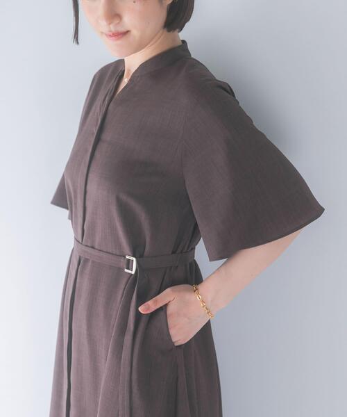URBAN RESEARCH ROSSO WOMEN(アーバンリサーチ ロッソ)の「ウォッシャブルフレアスリーブワンピース(ワンピース・レディース・ブラウン/ネイビー/グレー・FREE)」の4枚目の写真