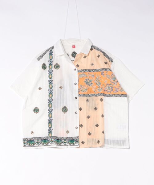 チャイハネ（チャイハネ）の「【チャイハネ】レヘンナ刺繍シャツ（シャツ/ブラウス・レディース・ターコイズブルー/ブラウン/ホワイト・FREE）」の2枚目の写真