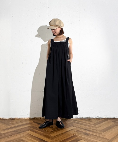 MAISON SELECT(メゾンセレクト)の「6C91 バックリボン ギャザーサロペット(つなぎ/オールインワン・レディース・ベージュ/ブラック・FREE)」の7枚目の写真