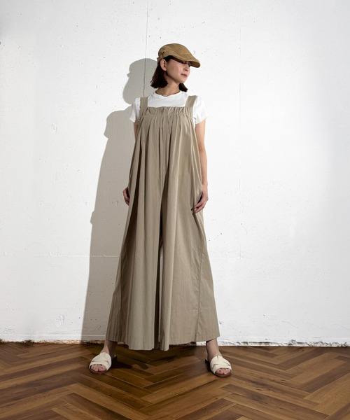 MAISON SELECT(メゾンセレクト)の「6C91 バックリボン ギャザーサロペット(つなぎ/オールインワン・レディース・ベージュ/ブラック・FREE)」の14枚目の写真