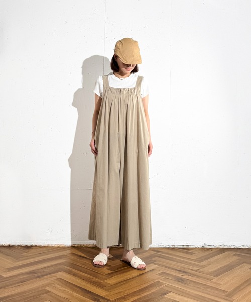 MAISON SELECT(メゾンセレクト)の「6C91 バックリボン ギャザーサロペット(つなぎ/オールインワン・レディース・ベージュ/ブラック・FREE)」の15枚目の写真