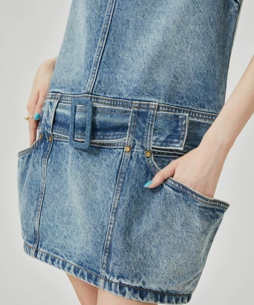 semplice（センプリチェ）の「ノースリーブデニムワンピース（ワンピース・レディース・ブルー・M/L/S）」の2枚目の写真