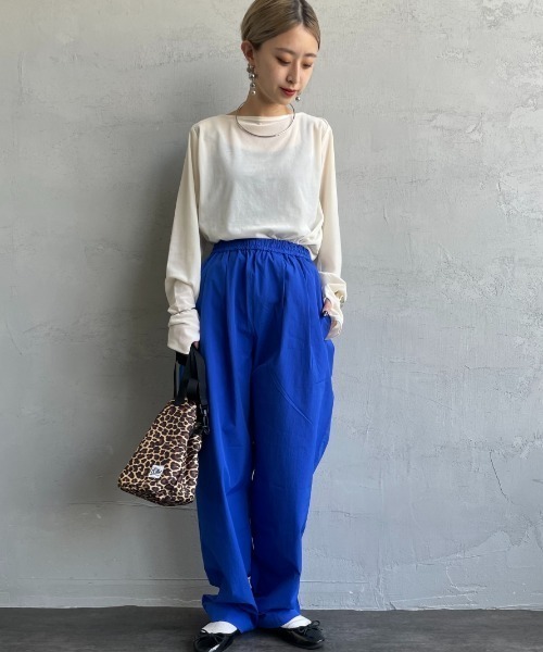 nenom（ネノム）の「[nenom/ネノム] シアーベロア ボートネックロングスリーブTシャツ（Tシャツ/カットソー・レディース・オフホワイト/ネイビー・F）」の11枚目の写真