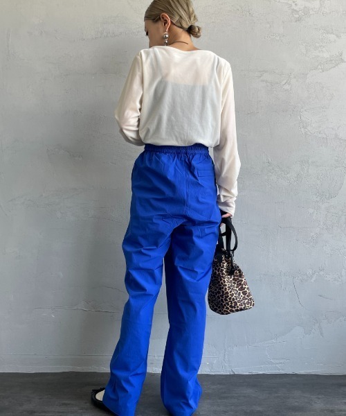 nenom（ネノム）の「[nenom/ネノム] シアーベロア ボートネックロングスリーブTシャツ（Tシャツ/カットソー・レディース・オフホワイト/ネイビー・F）」の12枚目の写真