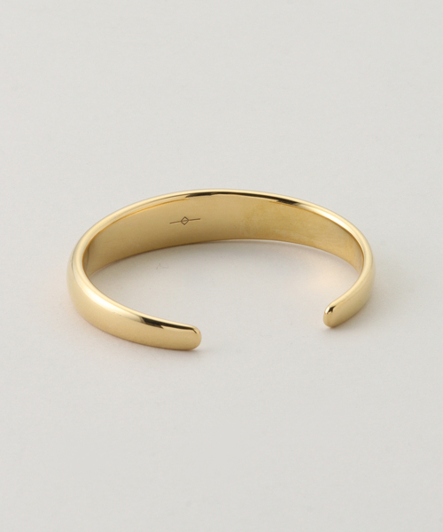 Gabriela Artigas(ガブリエラアルティガス)の「*【GABRIELA ARTIGAS】FLAT BEAM CUFF(ブレスレット・レディース・ゴールド・FREE)」の2枚目の写真