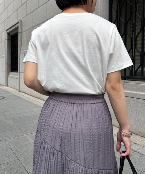 Jena espace merveilleux（ジェナ　エスパスメルヴェイユ）の「フロッキーロゴTシャツ（Tシャツ/カットソー・レディース・オフホワイト/チャコールグレー/ベージュ・FREE）」の7枚目の写真