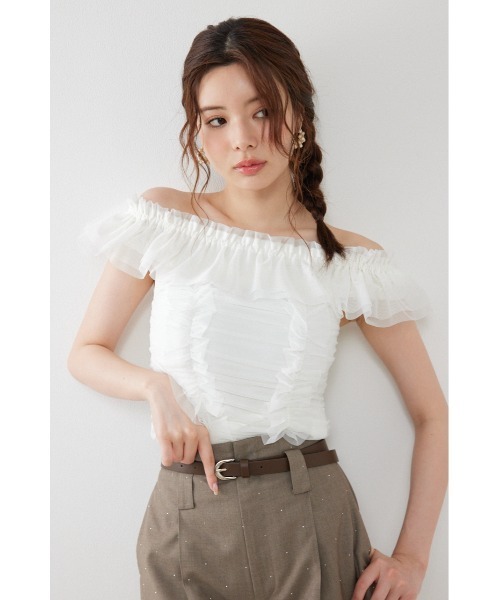rienda(リエンダ)の「フリルオフショルカットトップス 夏服(Tシャツ/カットソー・レディース・ブラック/ホワイト/グレー・FREE)」の7枚目の写真