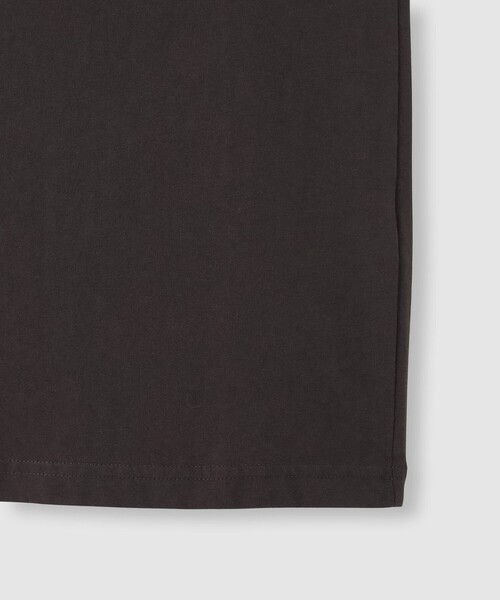 allureville(アルアバイル)の「【SPORTY&RICH(スポーティーアンドリッチ)】SOHO TSHIRT(Tシャツ/カットソー・レディース・ダークブラウン・1)」の6枚目の写真