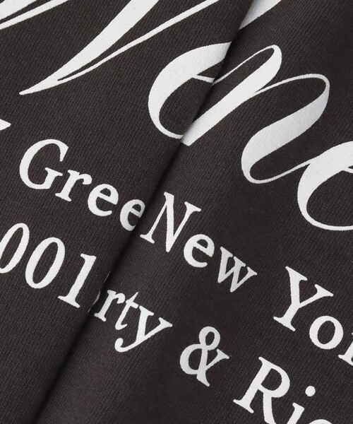 allureville(アルアバイル)の「【SPORTY&RICH(スポーティーアンドリッチ)】SOHO TSHIRT(Tシャツ/カットソー・レディース・ダークブラウン・1)」の7枚目の写真
