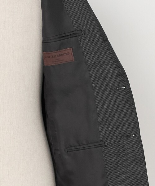 UNITED ARROWS(ユナイテッドアローズ)の「バーズアイ シングル 3ボタン スーツ REGULAR MODEL(セットアップ・メンズ・ダークグレー・50/46/48)」の10枚目の写真