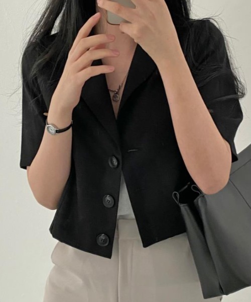 semplice(センプリチェ)の「ショートコート【韓国ファッション】(その他アウター・レディース・ベージュ/ブラック・F)」の10枚目の写真