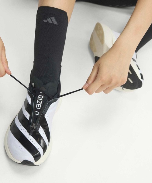 adidas(アディダス)の「アディゼロ EVO SL ジップ / Adizero EVO SL ZIP / ランニングシューズ / アディダス adidas(スニーカー・レディース・ホワイト・22.5cm/23.0cm/23.5cm/24.0cm/24.5cm/25.0cm/25.5cm/26.0cm/26.5cm)」の17枚目の写真