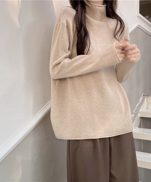 AMAJI(アマジ)の「ハイネック ルーズニットトップス(ニット/セーター・レディース・ブラック/ライトブラウン/ブラウン/ホワイト/ベージュ/ライトブルー/アイボリー・MEDIUM/LARGE)」の13枚目の写真