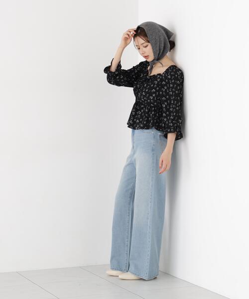 PROPORTION BODY DRESSING(プロポーションボディドレッシング)の「フラワーパターンギャザーブラウス / 1216210901(シャツ/ブラウス・レディース・ホワイト系その他/ブラック・FREE)」の6枚目の写真