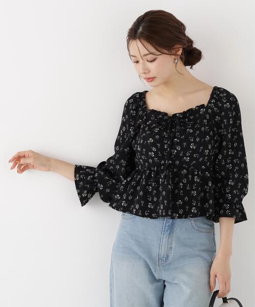 PROPORTION BODY DRESSING(プロポーションボディドレッシング)の「フラワーパターンギャザーブラウス / 1216210901(シャツ/ブラウス・レディース・ホワイト系その他/ブラック・FREE)」の7枚目の写真