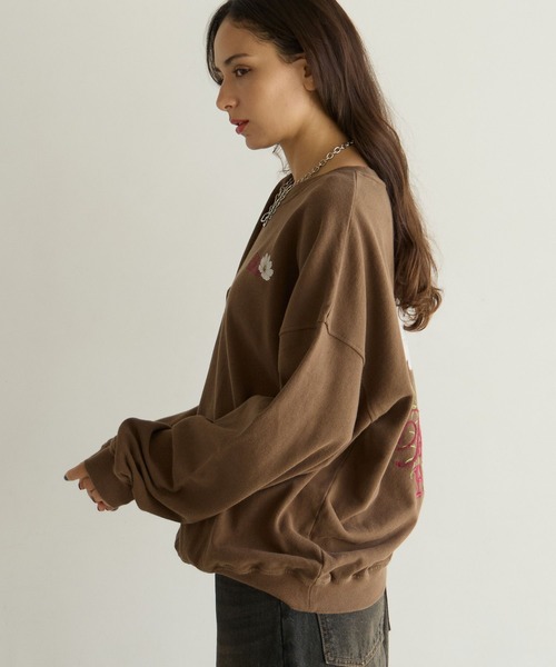 PBLIM(ページボーイリム)の「《UNISEX》コスモスフラワースウェット(スウェット・レディース・ブラウン/ブラック/グレー・FREE)」の4枚目の写真