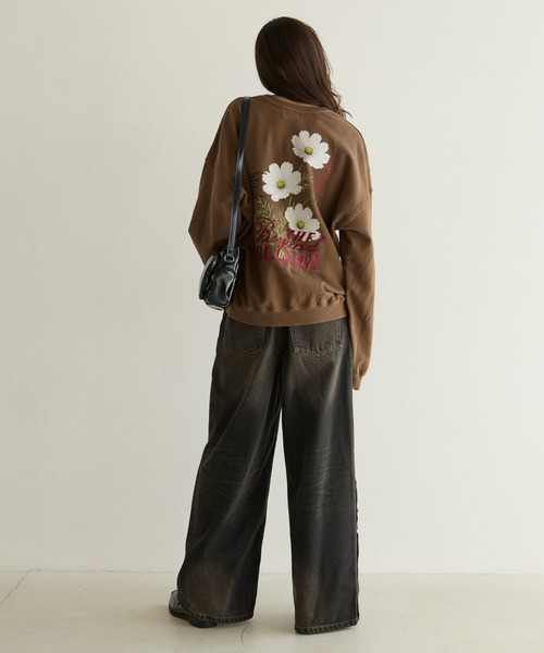 PBLIM(ページボーイリム)の「《UNISEX》コスモスフラワースウェット(スウェット・レディース・ブラウン/ブラック/グレー・FREE)」の7枚目の写真