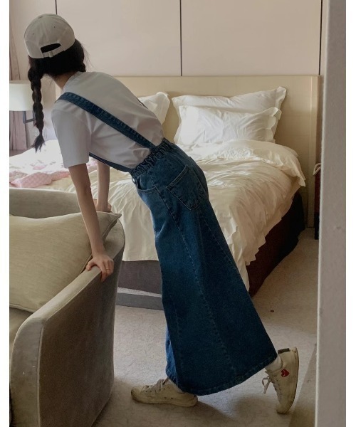 FAVORITO(ファヴォリート)の「デニムサロペットワンピース(ワンピース・レディース・ブルー・F)」の10枚目の写真