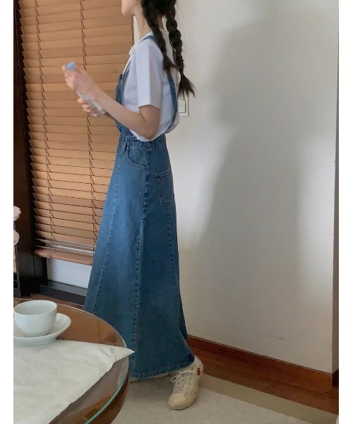 FAVORITO(ファヴォリート)の「デニムサロペットワンピース(ワンピース・レディース・ブルー・F)」の11枚目の写真