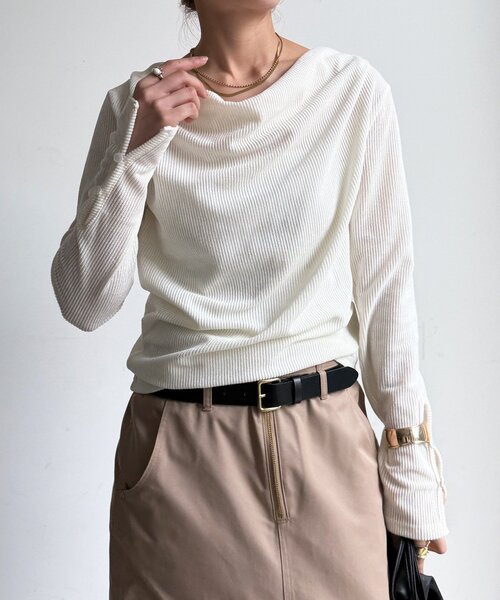 DouDou(ドゥドゥ)の「【WEB限定】シアーテレコベロアドレープネックプルオーバー(Tシャツ/カットソー・レディース・カーキ/オフホワイト/ブラック・FREE)」の9枚目の写真