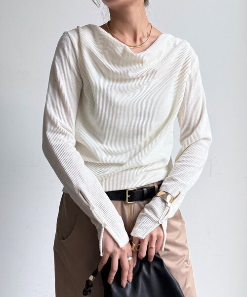 DouDou(ドゥドゥ)の「【WEB限定】シアーテレコベロアドレープネックプルオーバー(Tシャツ/カットソー・レディース・カーキ/オフホワイト/ブラック・FREE)」の12枚目の写真