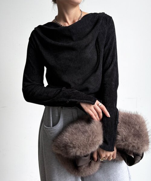 DouDou(ドゥドゥ)の「【WEB限定】シアーテレコベロアドレープネックプルオーバー(Tシャツ/カットソー・レディース・カーキ/オフホワイト/ブラック・FREE)」の21枚目の写真