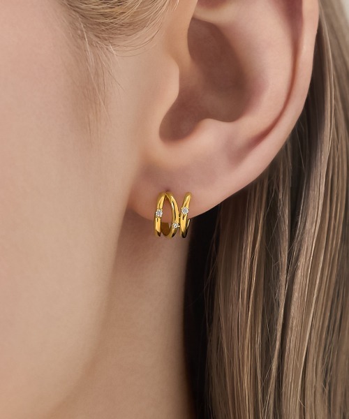 CANAL 4℃(カナルヨンドシー)の「【AUTUMN COLLECTION】シルバー ライン ピアス(ピアス(両耳用)・レディース・イエローゴールド・FREE)」の4枚目の写真