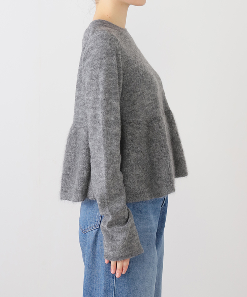 Spick & Span(スピックアンドスパン)の「《追加》モヘヤ混ペプラムニット(ニット/セーター・レディース・グレー/ブラック・FREE)」の10枚目の写真
