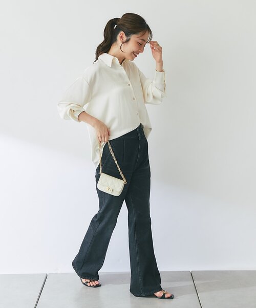 La boutique BonBon(ラブティックボンボン)の「【女っぽシャツ】サテンシャツ(シャツ/ブラウス・レディース・オフホワイト/ピンク・FREE)」の8枚目の写真
