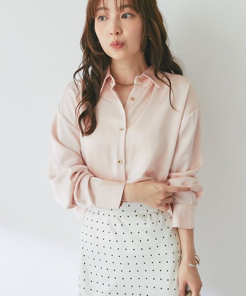 La boutique BonBon(ラブティックボンボン)の「【女っぽシャツ】サテンシャツ(シャツ/ブラウス・レディース・オフホワイト/ピンク・FREE)」の14枚目の写真