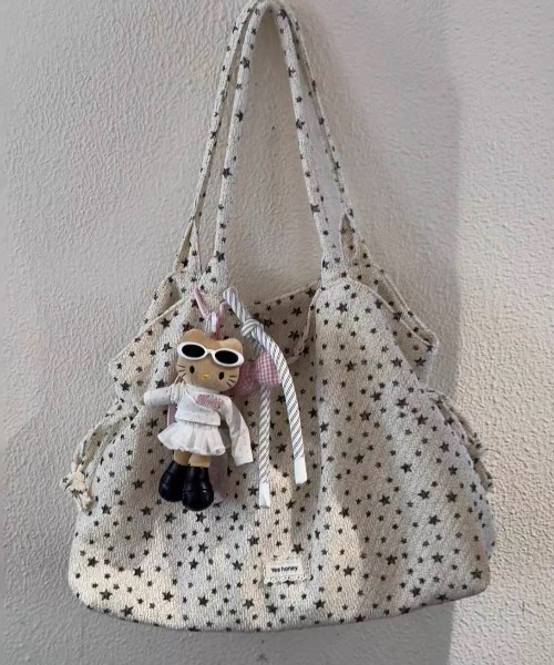 Vipoa(ヴィポア)の「Multi design string tote bag(ショルダーバッグ・レディース・ピンク/ベージュ/グレー/ブラウン/グレー系その他/アイボリー/チャコールグレー/ホワイト系その他・FREE)」の12枚目の写真