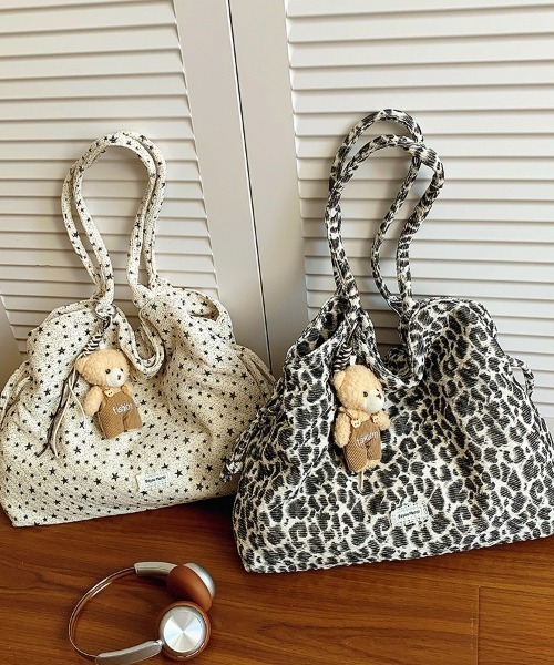 Vipoa(ヴィポア)の「Multi design string tote bag(ショルダーバッグ・レディース・ピンク/ベージュ/グレー/ブラウン/グレー系その他/アイボリー/チャコールグレー/ホワイト系その他・FREE)」の21枚目の写真