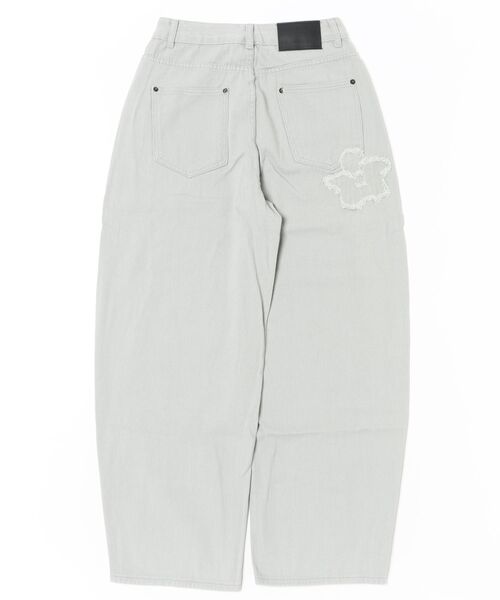 almo(アルモ)の「【LAMPOON】フラワーデニムパンツ(デニムパンツ・レディース・グレー・LARGE/MEDIUM/SMALL)」の21枚目の写真