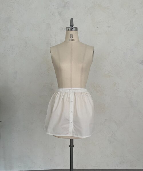 prose verse(プロズヴェール)の「フェイクレイヤードシャツ(シャツ/ブラウス・レディース・オフホワイト・LARGE/MEDIUM)」の12枚目の写真