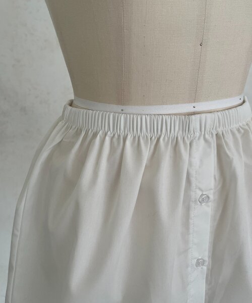 prose verse(プロズヴェール)の「フェイクレイヤードシャツ(シャツ/ブラウス・レディース・オフホワイト・LARGE/MEDIUM)」の16枚目の写真