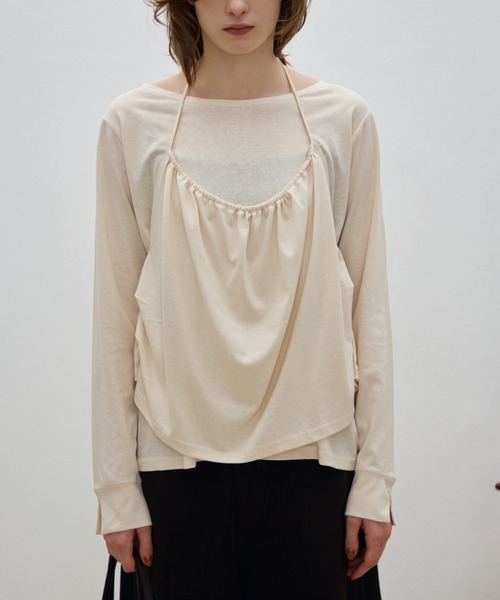 Aunue（オーヌ）の「【2点セット】2wayルーズシルエットカットソー×ホルタービスチェset（Tシャツ/カットソー・レディース・アイボリー/ブラック・FREE）」の19枚目の写真