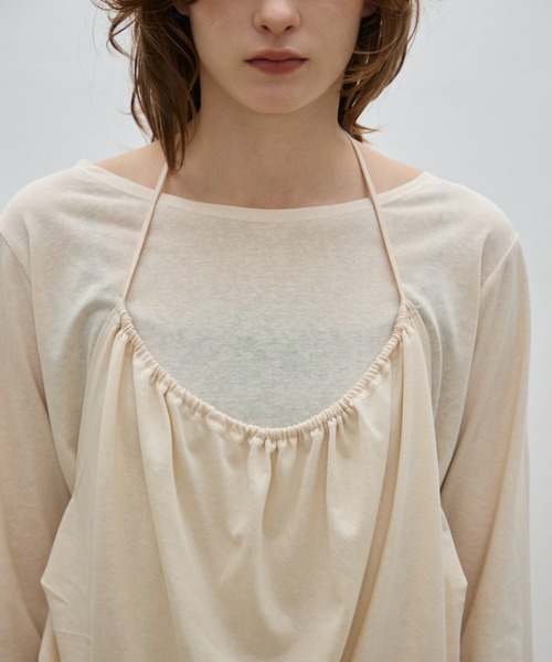 Aunue（オーヌ）の「【2点セット】2wayルーズシルエットカットソー×ホルタービスチェset（Tシャツ/カットソー・レディース・アイボリー/ブラック・FREE）」の22枚目の写真