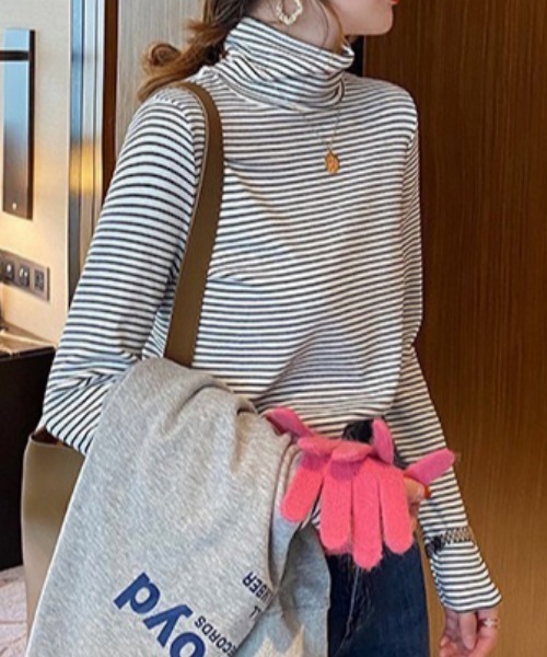 NANEA(ナネア)の「ボーダーハイネックT(Tシャツ/カットソー・レディース・アイボリー/ブラウン/ホワイト/ブラック・MEDIUM)」の7枚目の写真