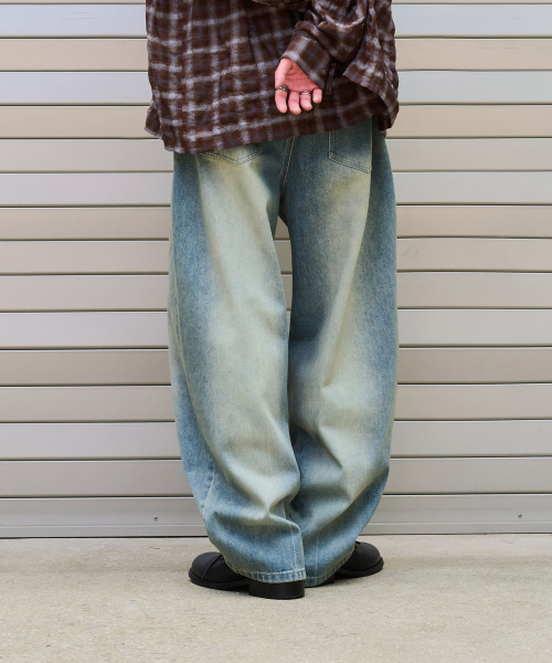 DESIRED(デシレッド)の「ダーティー PEID バルーンデニムパンツ-FESK2301B0D(デニムパンツ・レディース・ブルー・MEDIUM/LARGE/X-LARGE)」の4枚目の写真